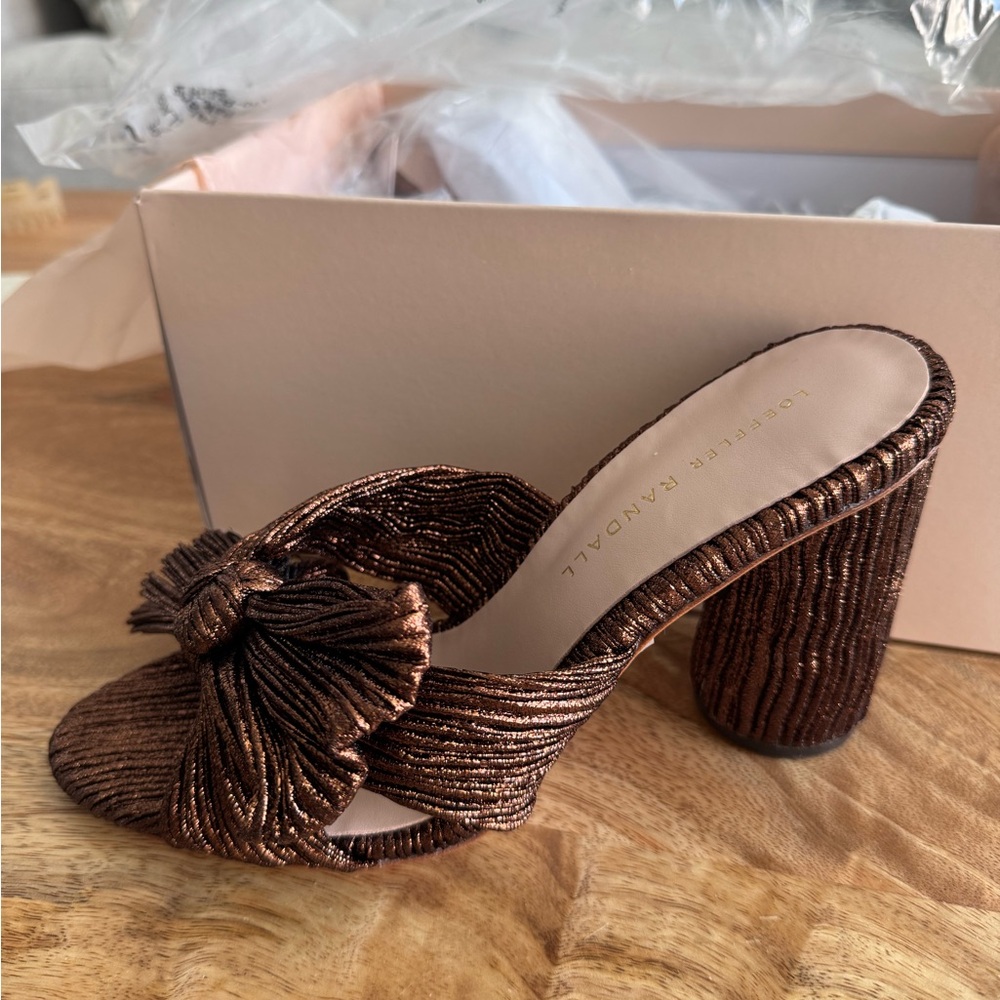 NWT Loeffler Randal Heels - Picture 5 of 7